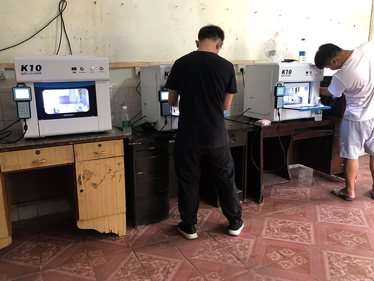 电脑全自动玉石雕刻机