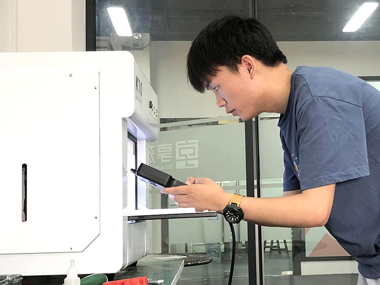五轴小型数控雕刻机