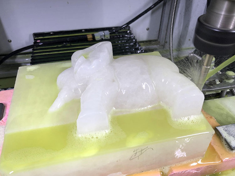 玻璃精雕机